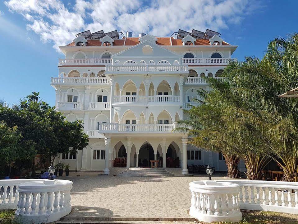 La Fortress Boutique Hotel Kep Buitenkant foto